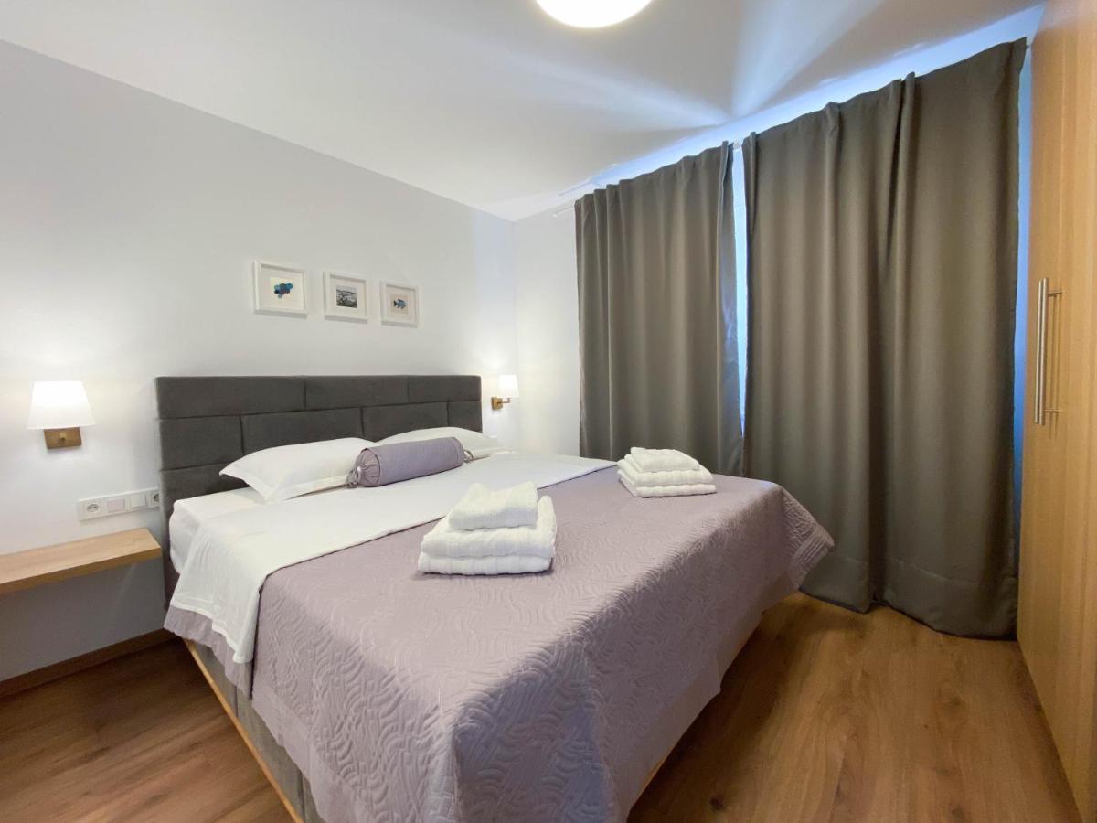 Apartman Marisa Hvar Iii *